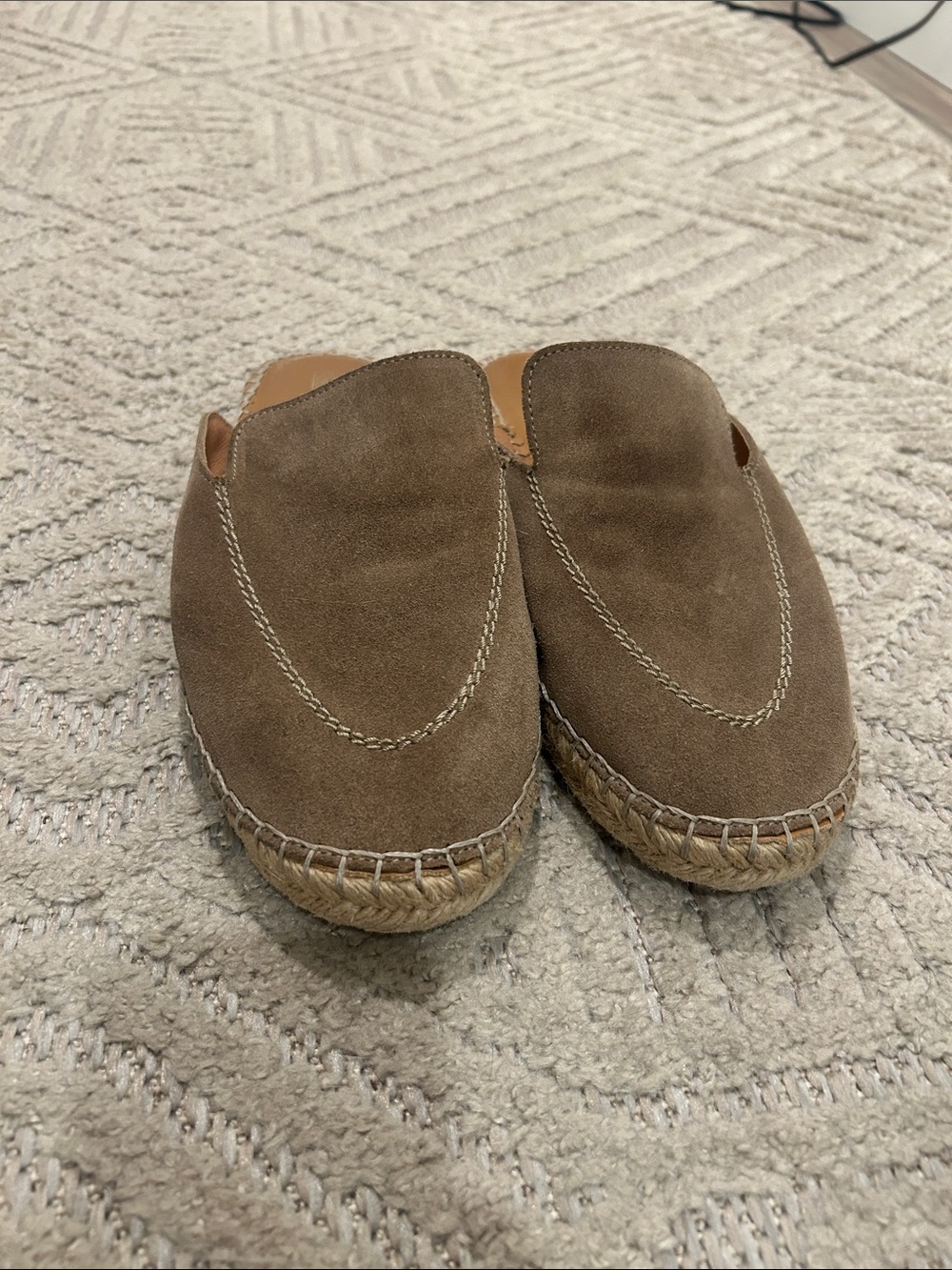 Bruno Magli Mens Suede Espadrille Slip-On Loafers Mules in Beige